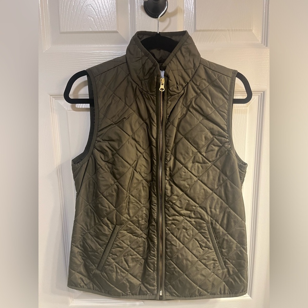 Old Navy Olive Green Quilted Vest